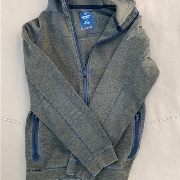 Men’s AE zip sweatshirt - Picture 3 of 4